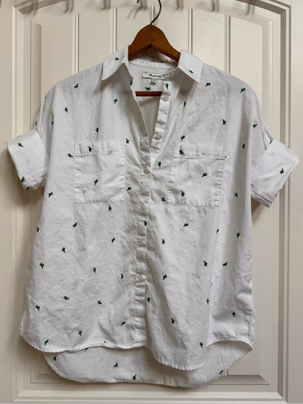 Madewell Embroidered Cactus Courier Shirt in White and Green. XXS
